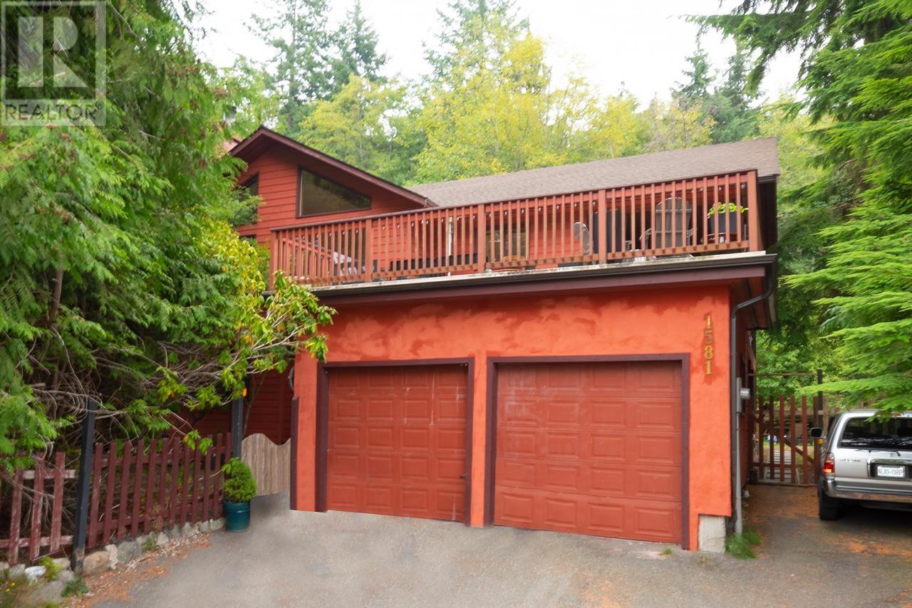 1581 Whitesails Drive, Bowen Island, British Columbia  V0N 1G2 - Photo 2 - R2810585