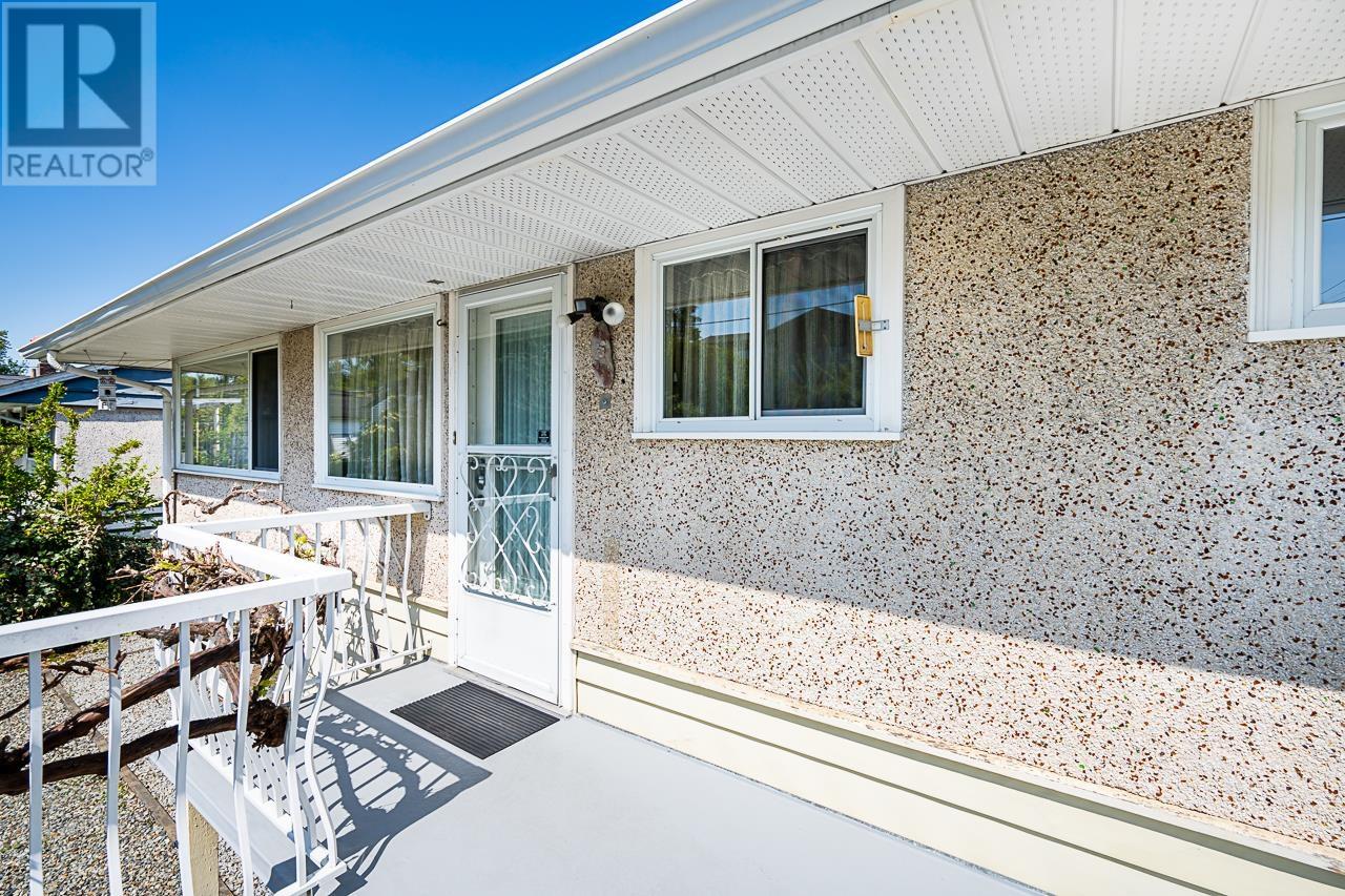 7046 Sierra Drive, Burnaby, British Columbia  V5A 1A5 - Photo 32 - R2776791