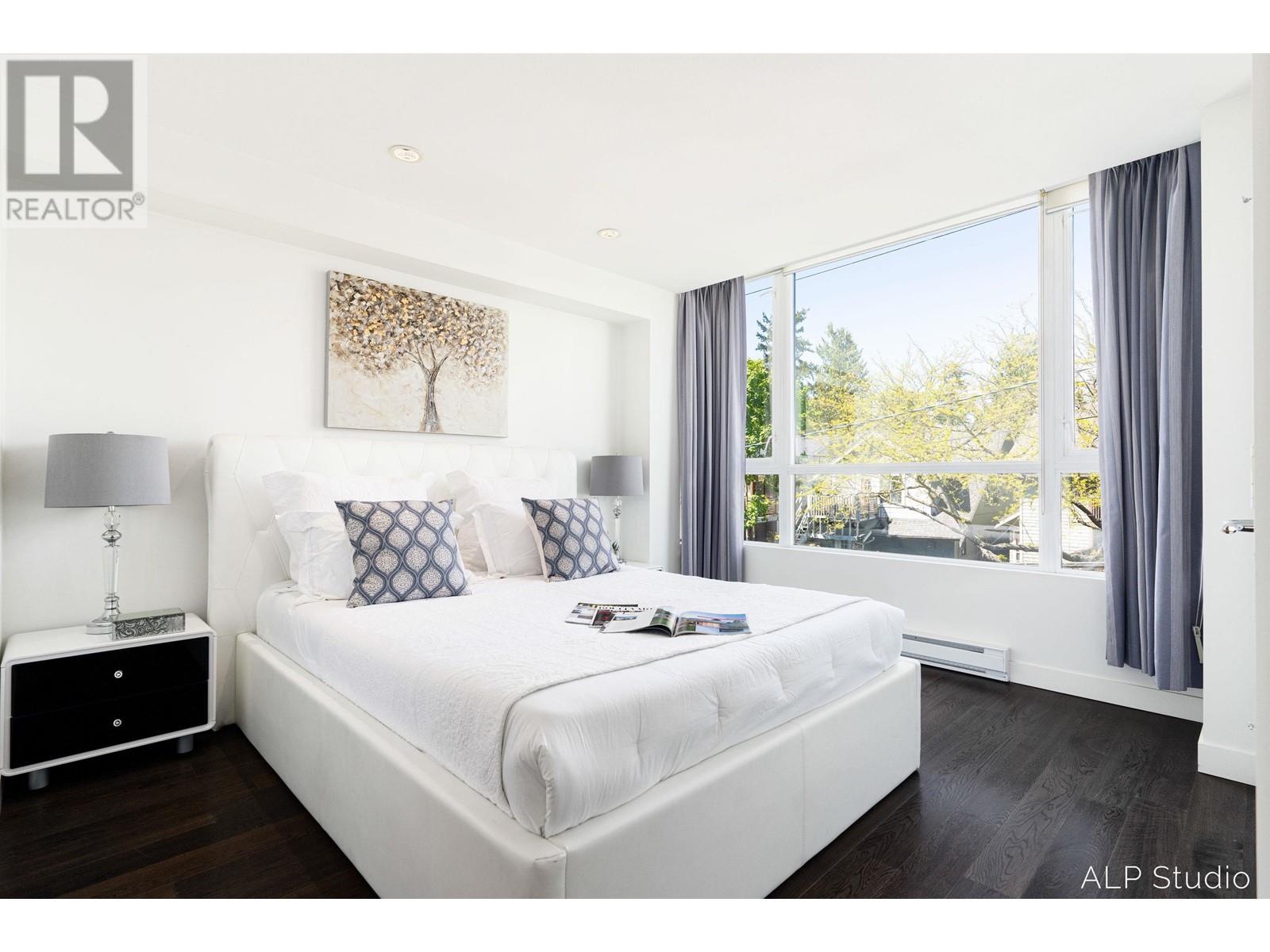 215&216 1961 Collingwood Street, Vancouver, British Columbia  V6R 3K6 - Photo 18 - R2810201