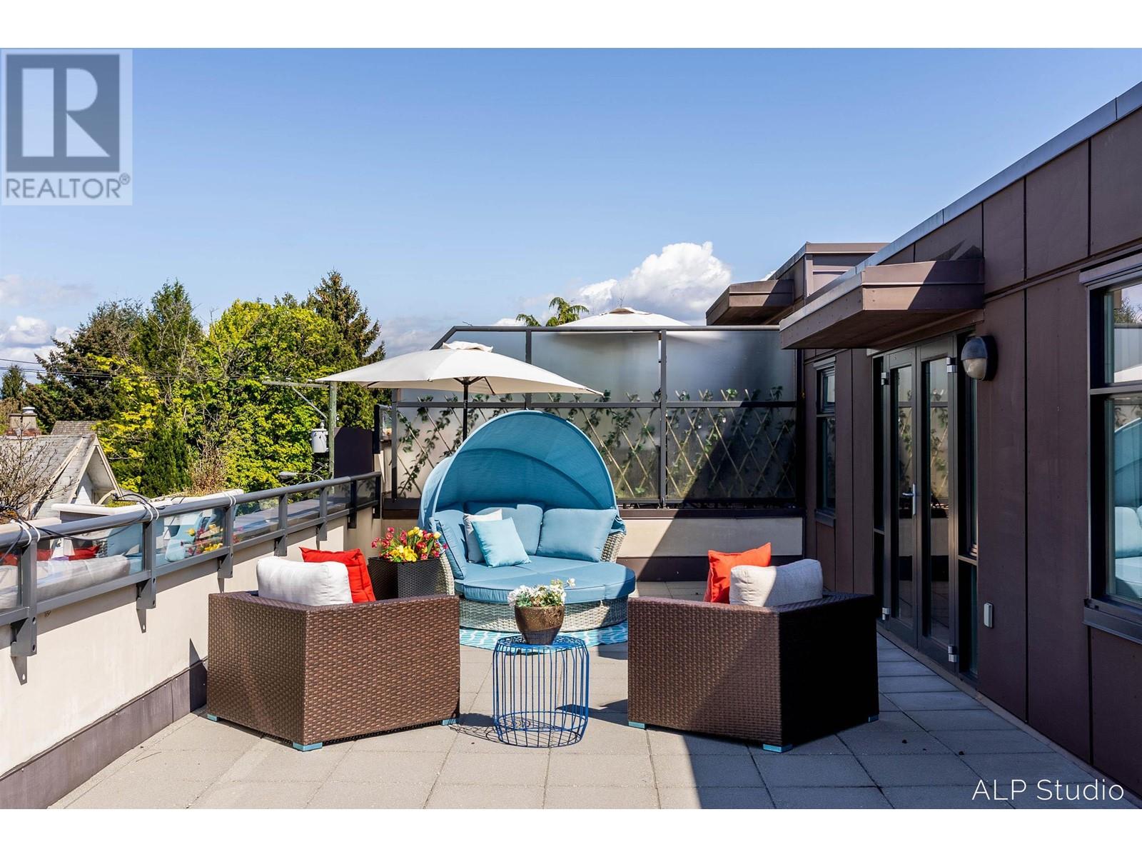 215&216 1961 Collingwood Street, Vancouver, British Columbia  V6R 3K6 - Photo 11 - R2810201