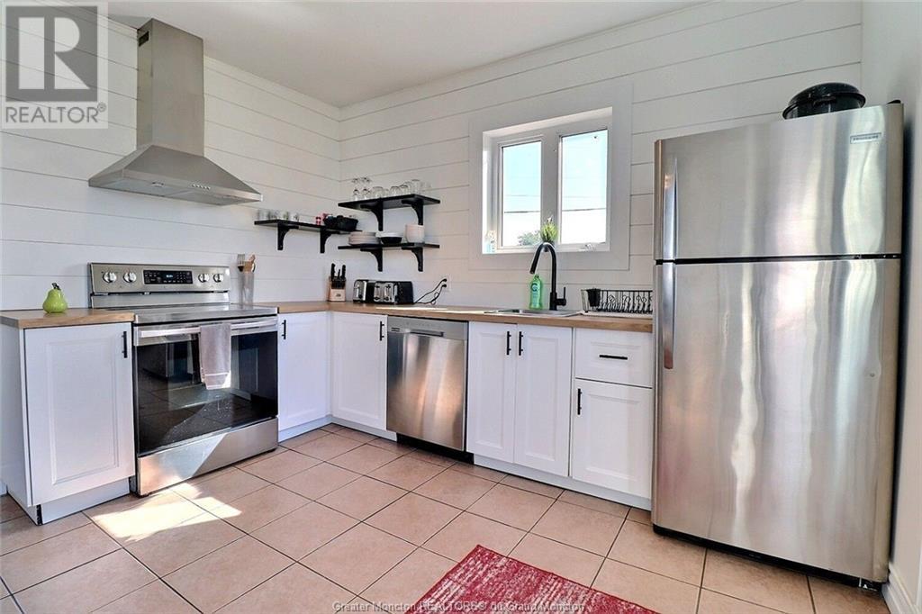 34 Riverside Dr, Shediac, New Brunswick  E1A 2P2 - Photo 10 - M154749