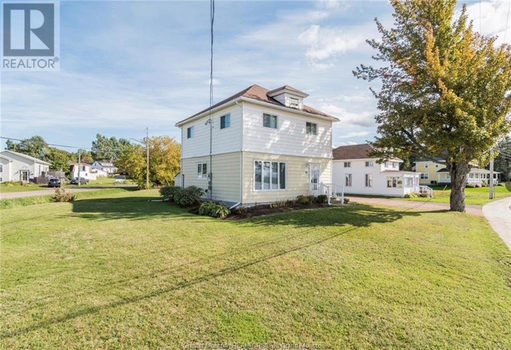 34 Riverside Dr, Shediac, New Brunswick  E1A 2P2 - Photo 1 - M154749