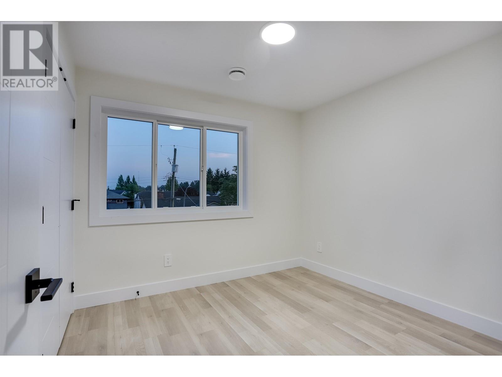 1745 Morgan Avenue, Port Coquitlam, British Columbia  V3C 1J6 - Photo 24 - R2810669