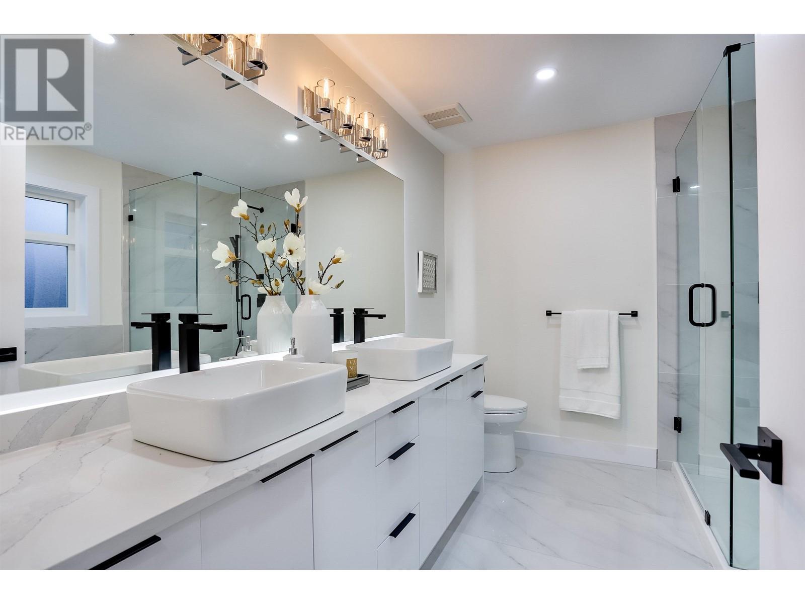 1745 Morgan Avenue, Port Coquitlam, British Columbia  V3C 1J6 - Photo 21 - R2810669