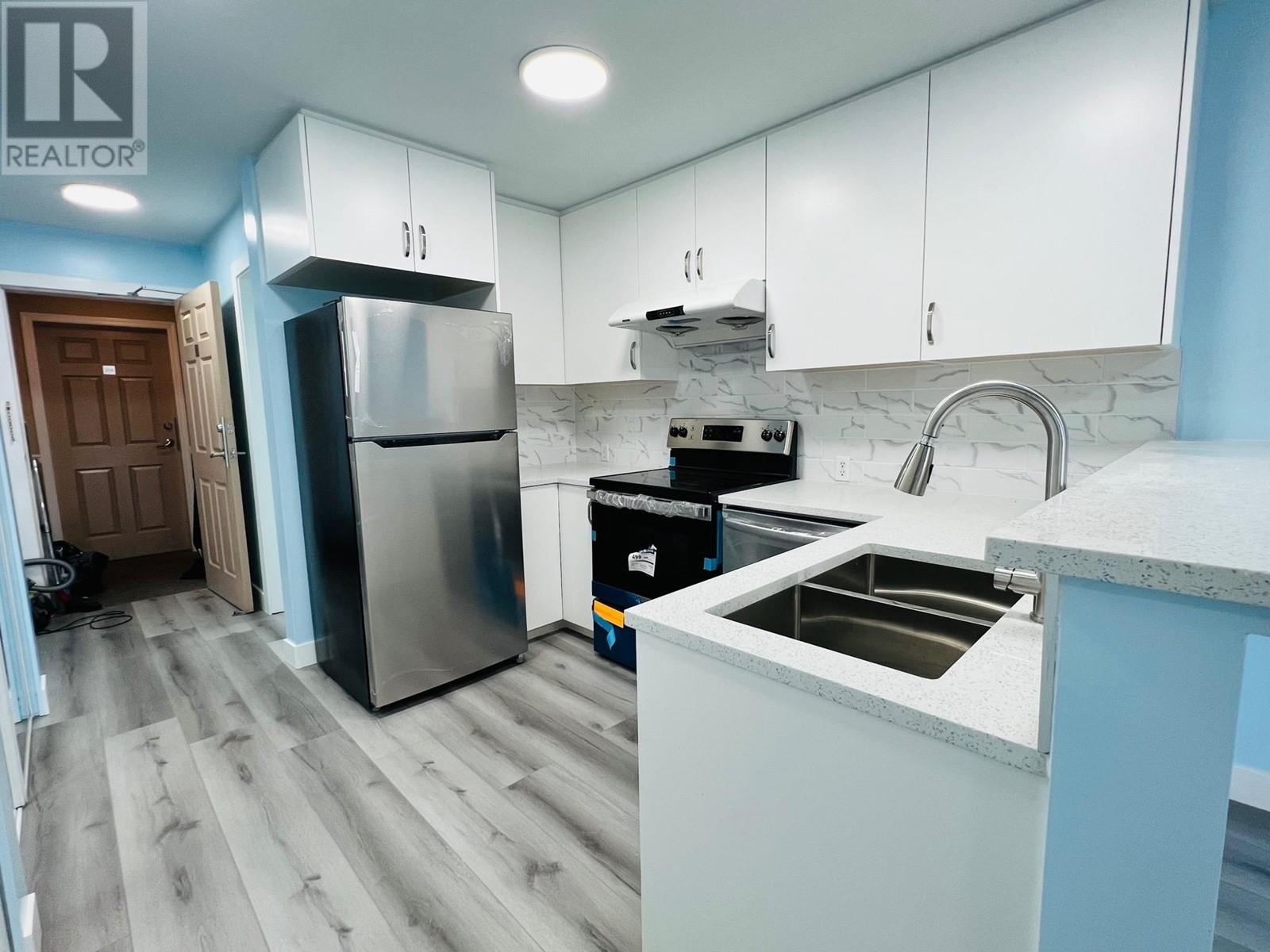 205 1988 E 49th Avenue, Vancouver, British Columbia  V5P 1T3 - Photo 4 - R2810666