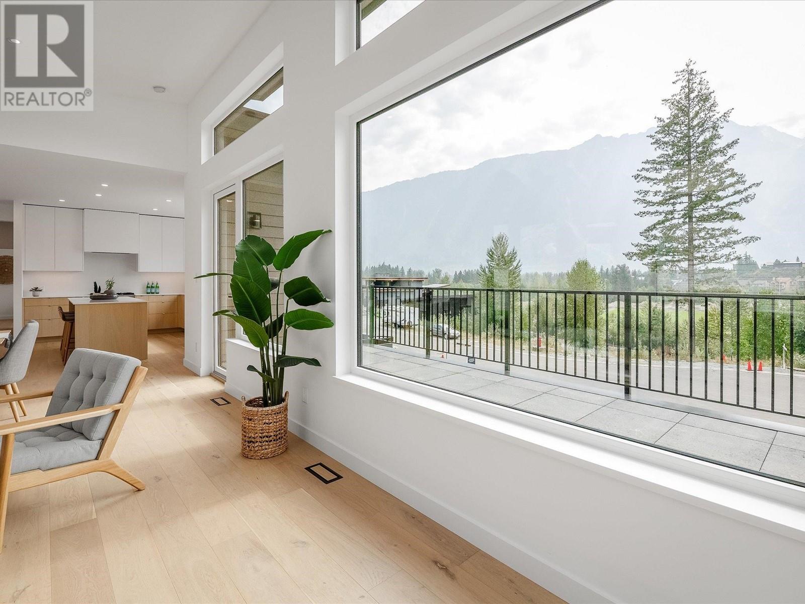 7650 Seven O'clock Drive, Pemberton, British Columbia  V0N 2L0 - Photo 14 - R2806196