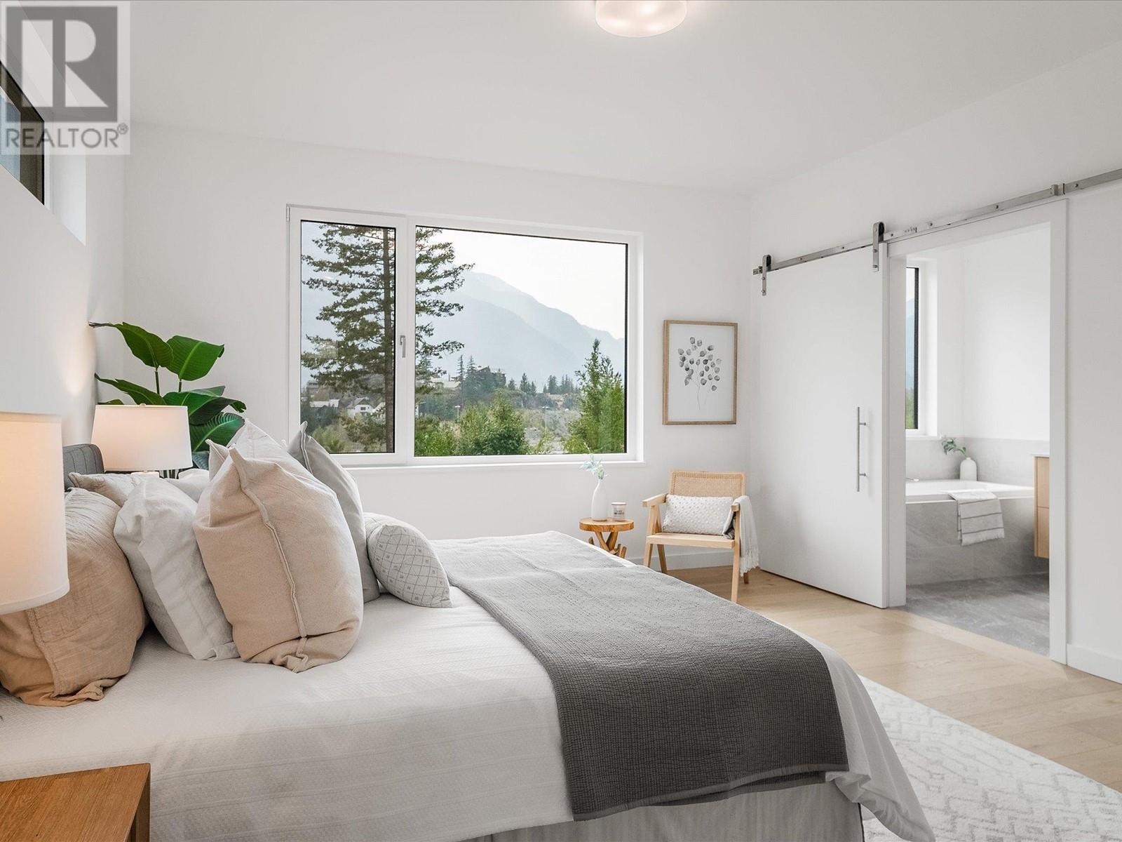 7650 Seven O'clock Drive, Pemberton, British Columbia  V0N 2L0 - Photo 17 - R2806196