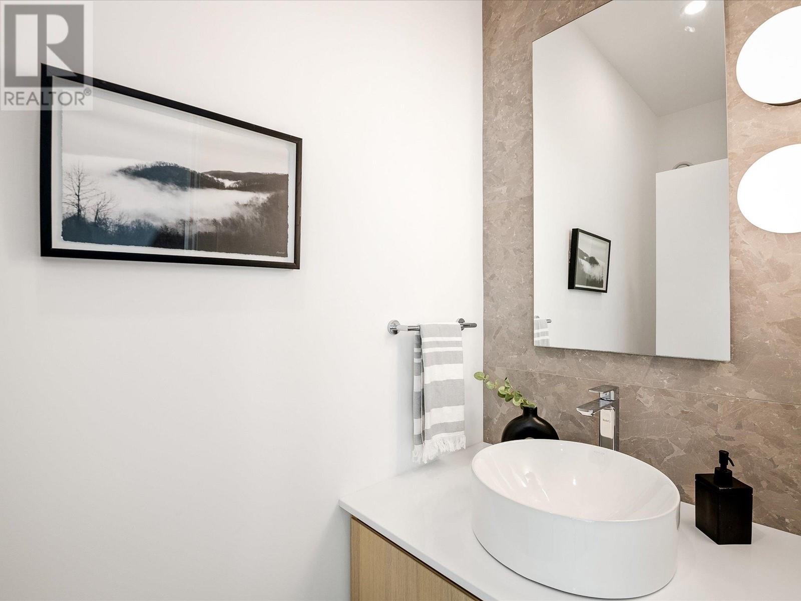 7652 Seven O'clock Drive, Pemberton, British Columbia  V0N 2L3 - Photo 17 - R2806292