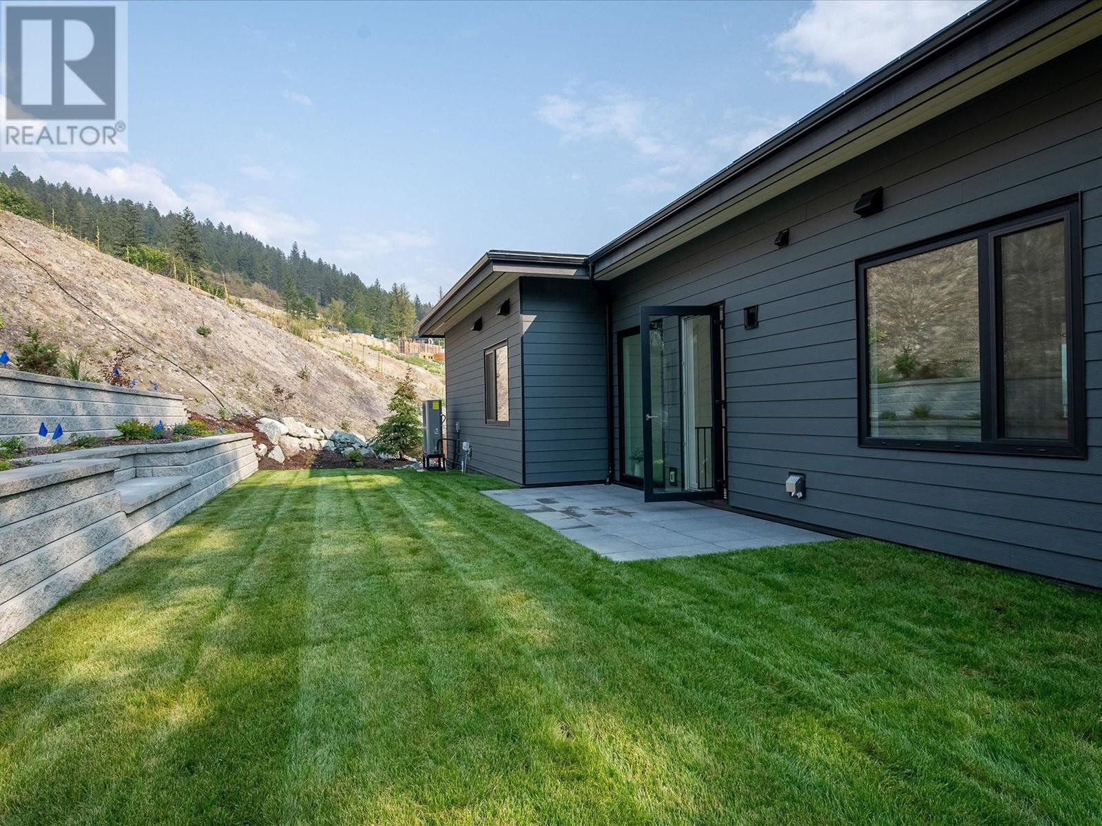 7652 Seven O'clock Drive, Pemberton, British Columbia  V0N 2L3 - Photo 16 - R2806292