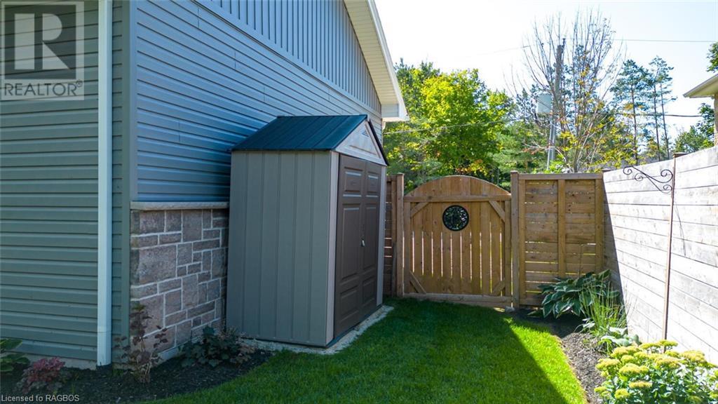 61 Campbell Crescent, Sauble Beach, Ontario  N0H 2G0 - Photo 10 - 40476197