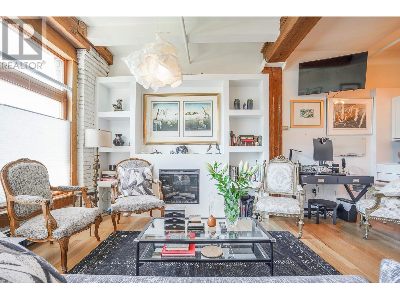 503 518 BEATTY STREET, vancouver, British Columbia