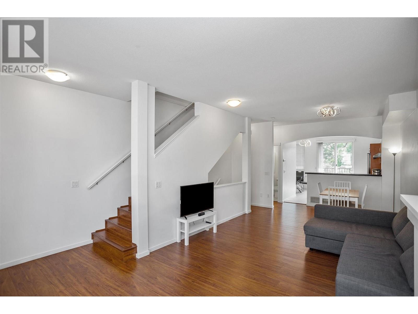 92 9088 Halston Court, Burnaby, British Columbia  V3N 0A7 - Photo 6 - R2809117