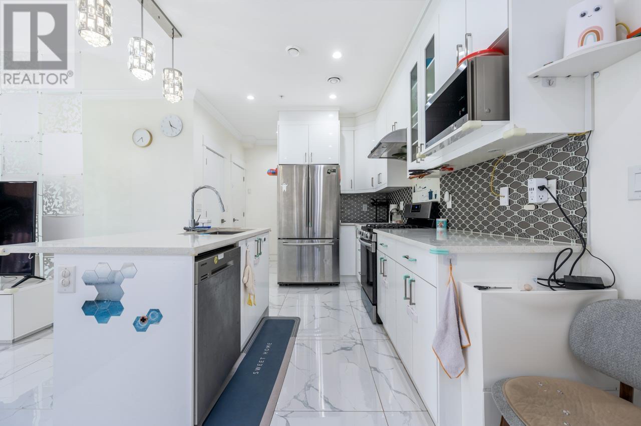 4232 PERRY STREET, vancouver, British Columbia