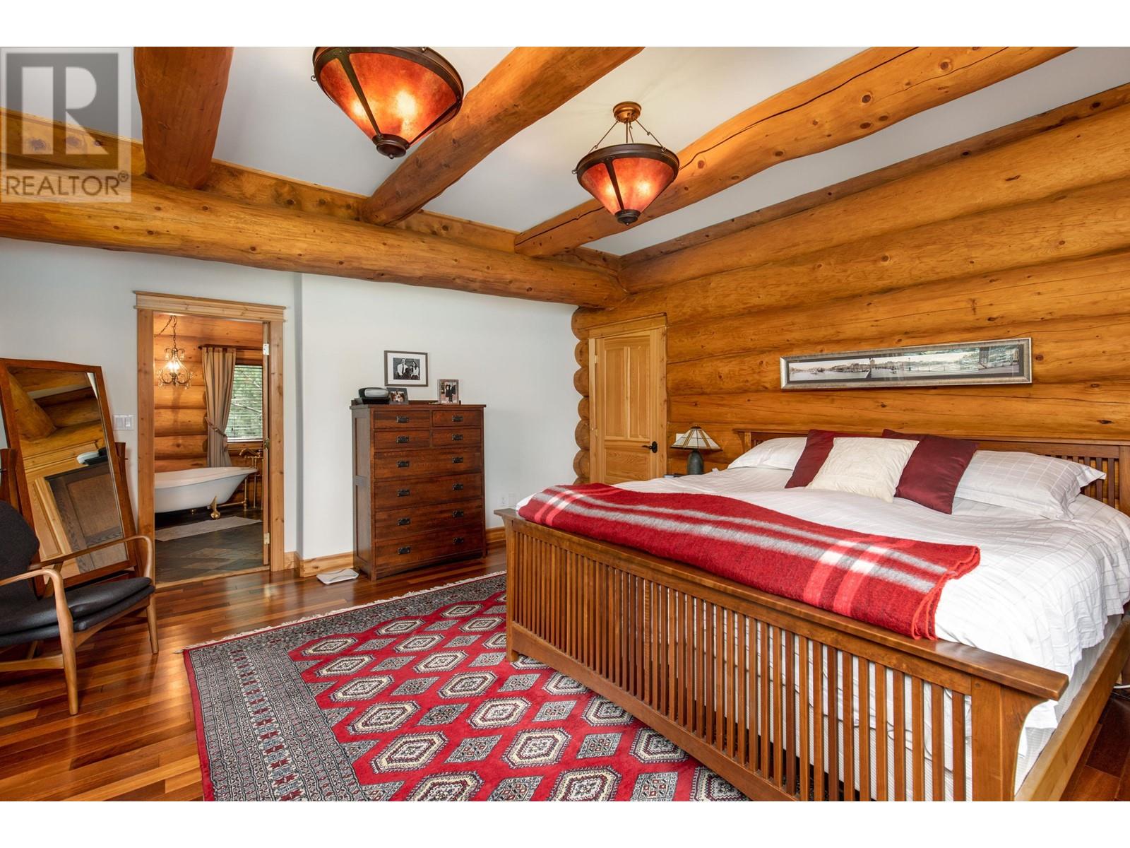 8225 Pemberton Meadows Road, Pemberton, British Columbia  V0N 2L2 - Photo 10 - R2810864