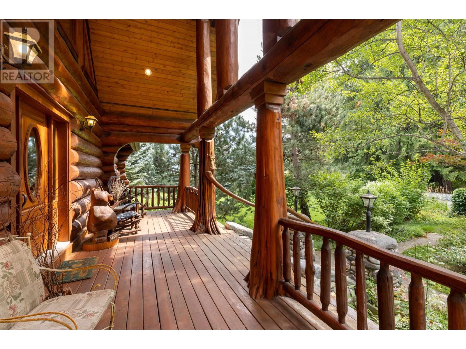 8225 Pemberton Meadows Road, Pemberton, British Columbia  V0N 2L2 - Photo 3 - R2810864