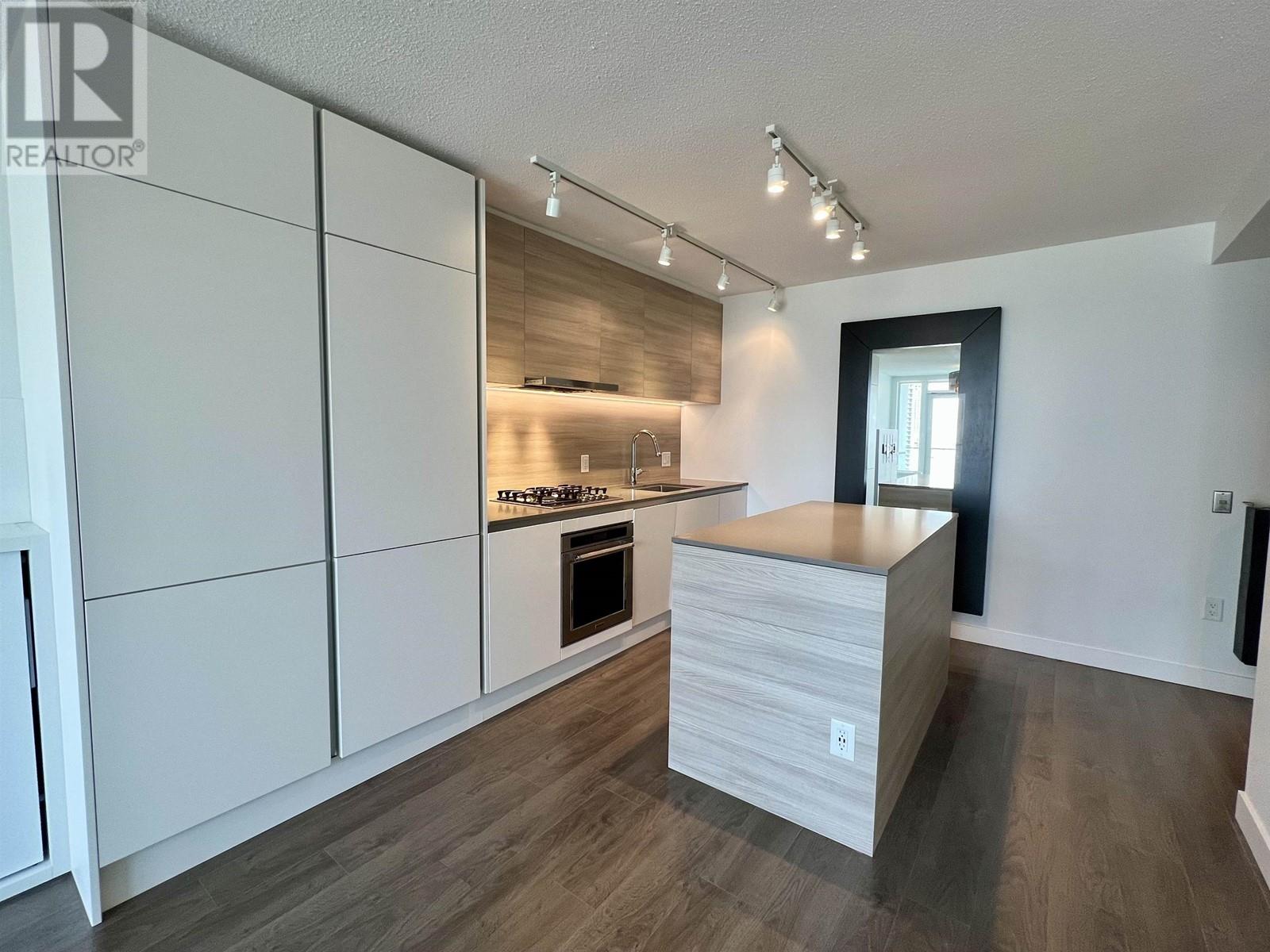 2112 908 Quayside Drive, New Westminster, British Columbia  V3M 0L4 - Photo 11 - R2808975
