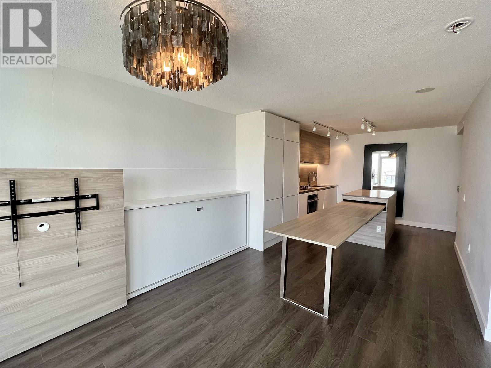 2112 908 Quayside Drive, New Westminster, British Columbia  V3M 0L4 - Photo 10 - R2808975
