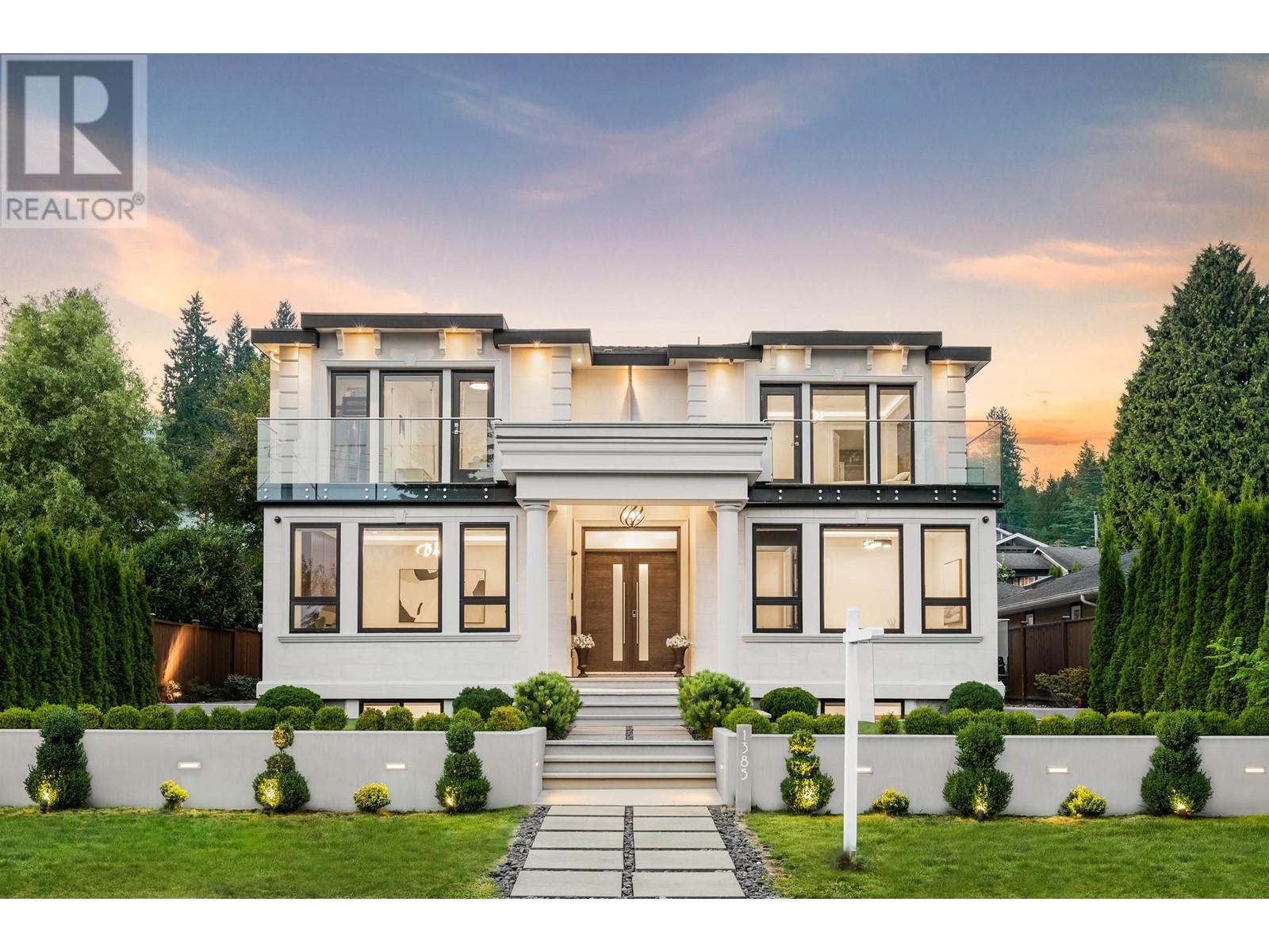 1385 Kings Avenue, West Vancouver, British Columbia  V7T 2C5 - Photo 2 - R2809639