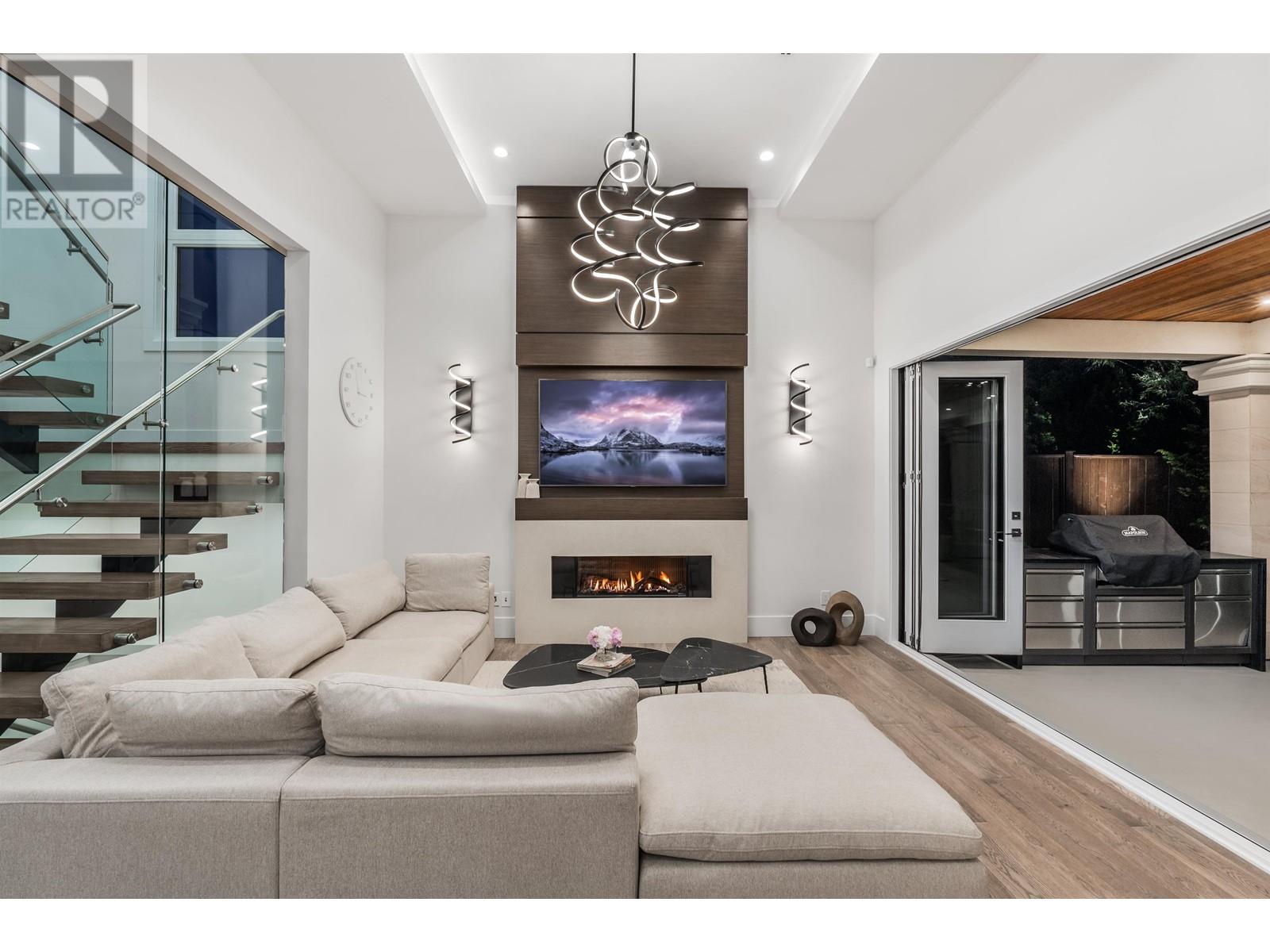 1385 Kings Avenue, West Vancouver, British Columbia  V7T 2C5 - Photo 8 - R2809639