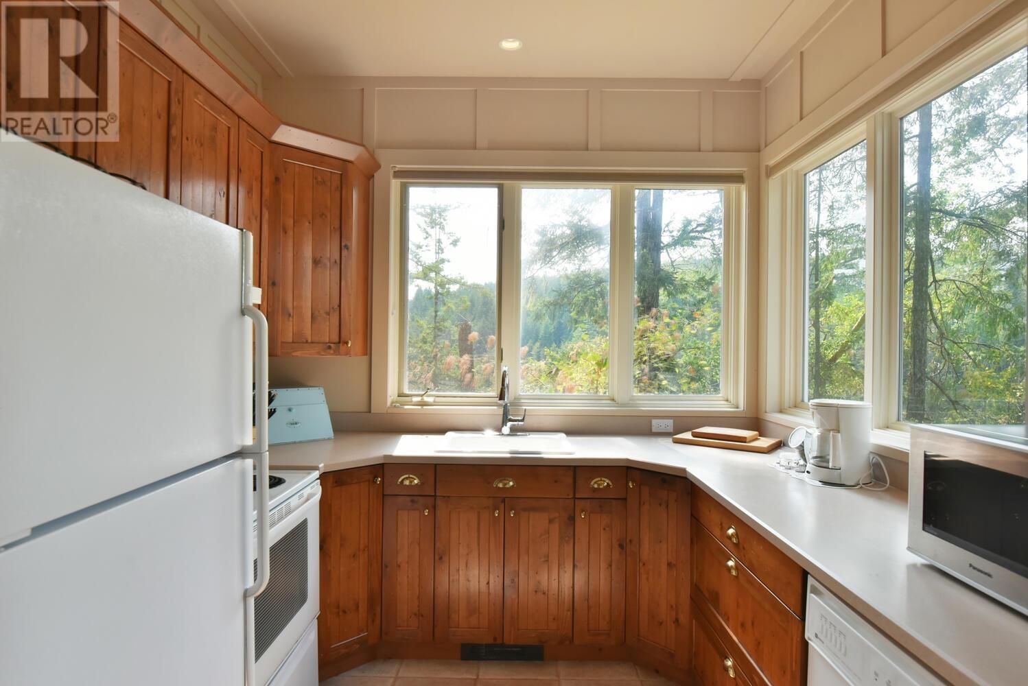 5466 Sans Souci Road, Halfmoon Bay, British Columbia  V7Z 1B6 - Photo 35 - R2810441