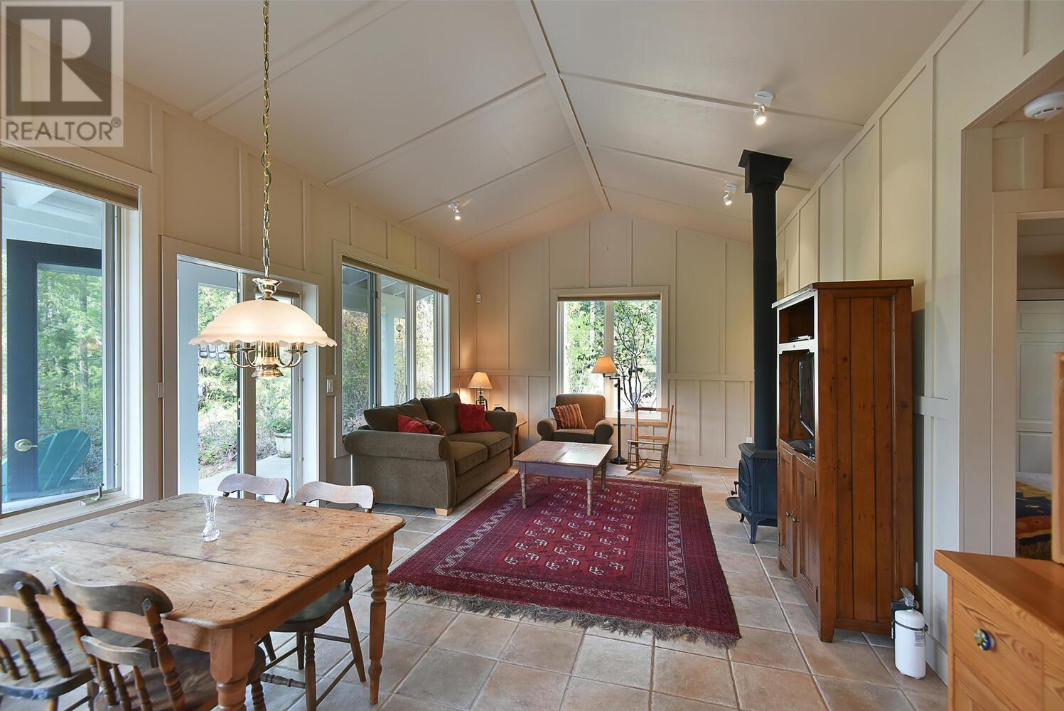 5466 Sans Souci Road, Halfmoon Bay, British Columbia  V7Z 1B6 - Photo 34 - R2810441