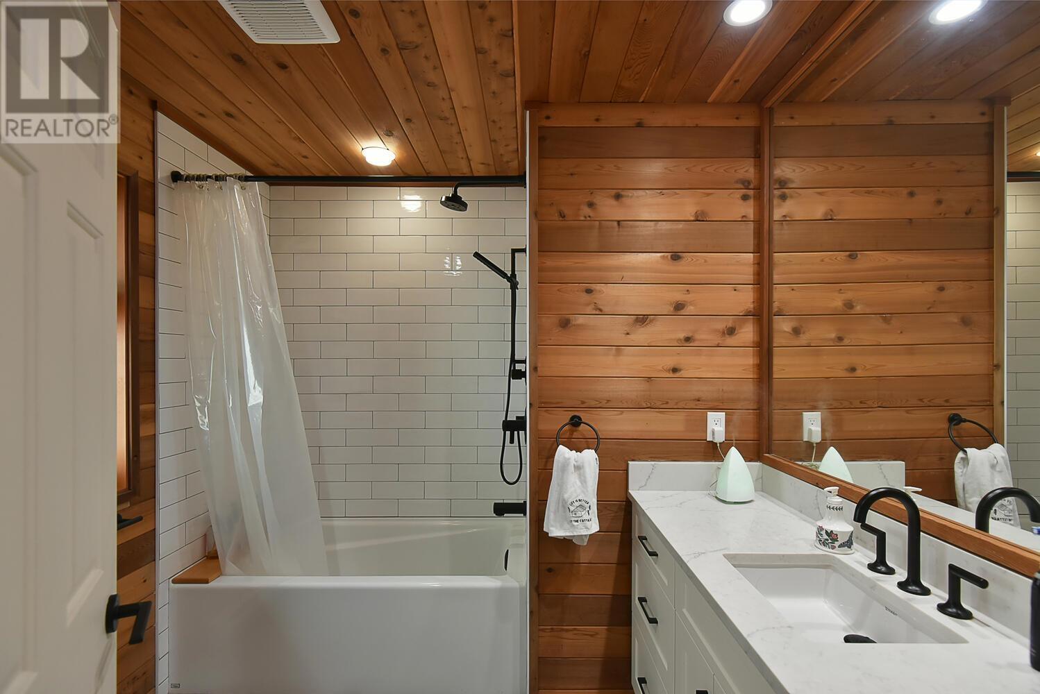 5466 Sans Souci Road, Halfmoon Bay, British Columbia  V7Z 1B6 - Photo 22 - R2810441