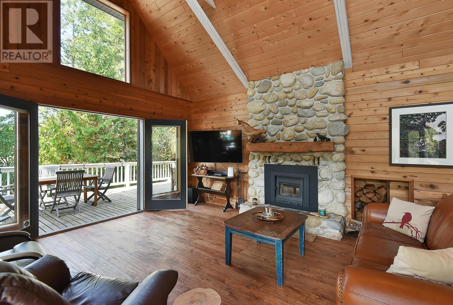 5466 Sans Souci Road, Halfmoon Bay, British Columbia  V7Z 1B6 - Photo 15 - R2810441