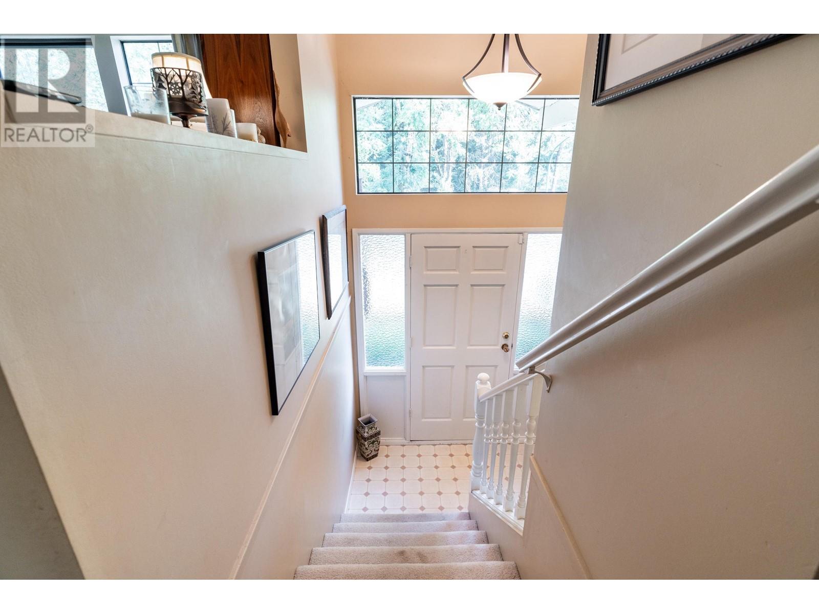 7996 Lakefield Drive, Burnaby, British Columbia  V5E 3W8 - Photo 4 - R2810721