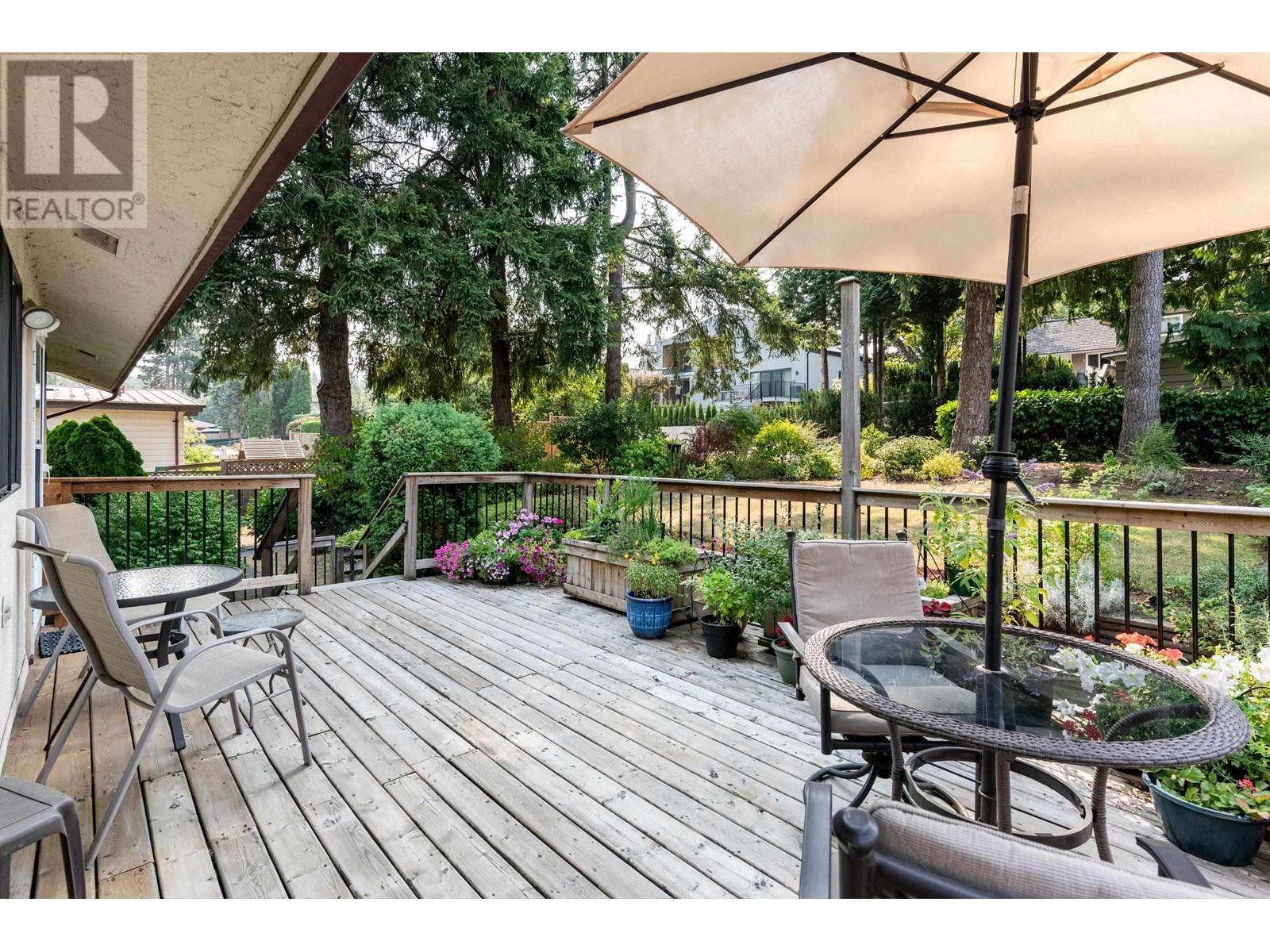 7996 Lakefield Drive, Burnaby, British Columbia  V5E 3W8 - Photo 34 - R2810721