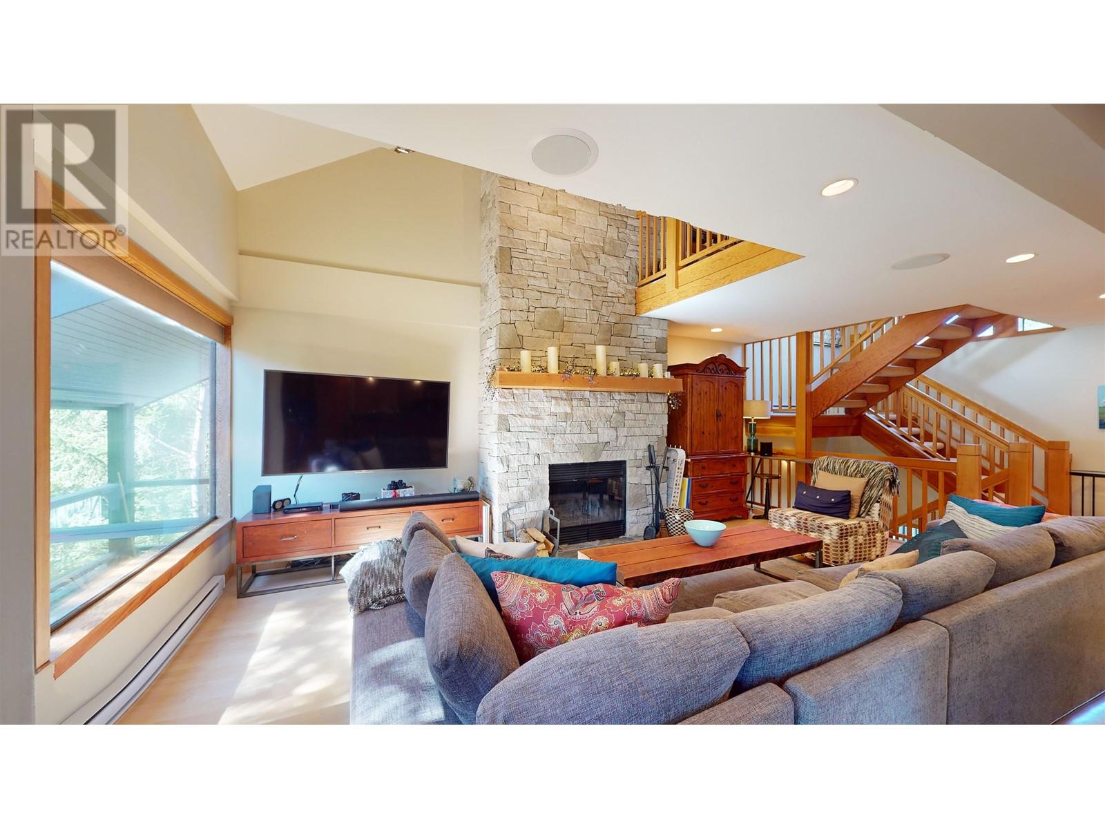 12 3525 Falcon Crescent, Whistler, British Columbia  V8E 0B9 - Photo 4 - R2810972