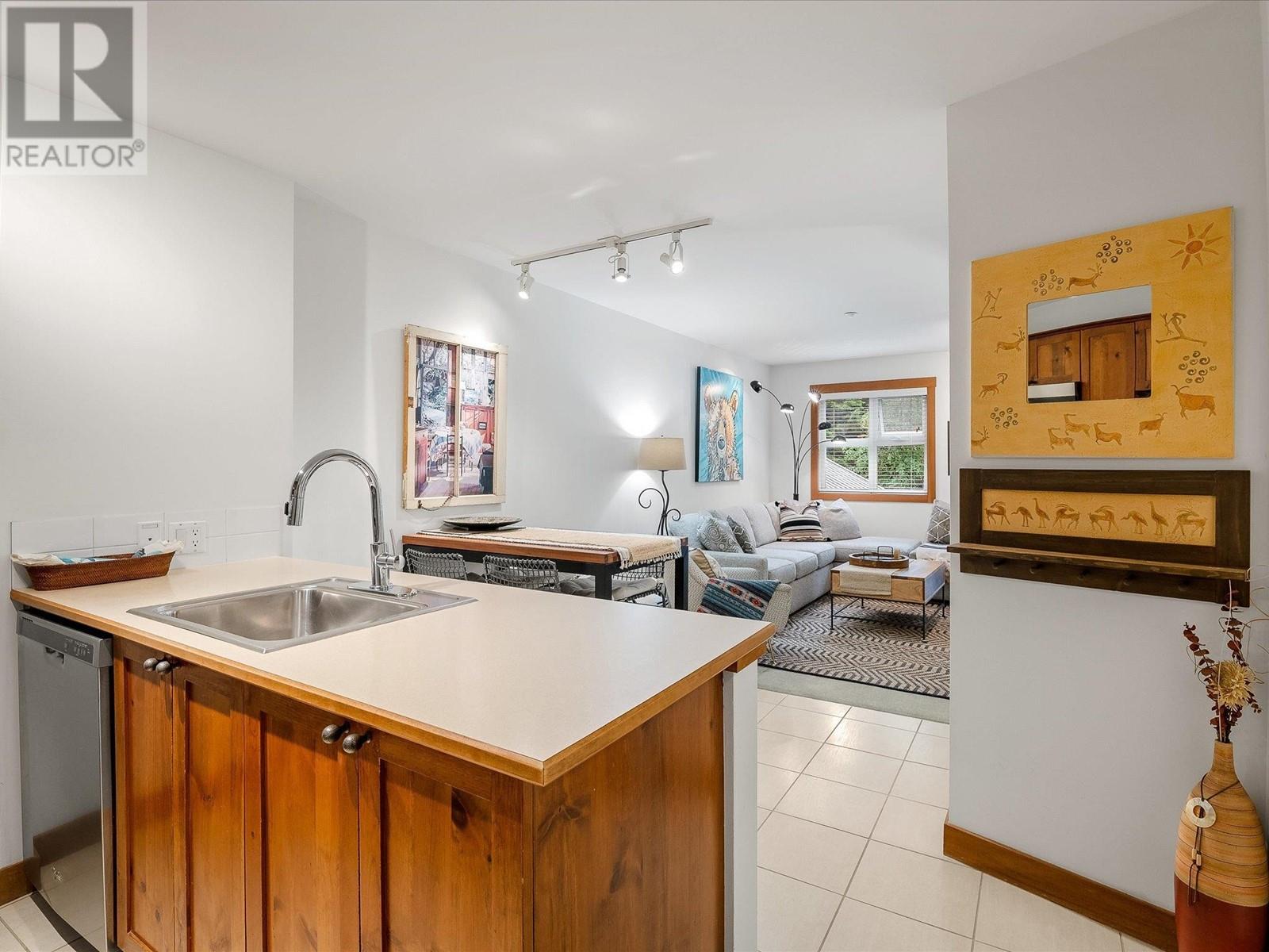 318 4660 Blackcomb Way, Whistler, British Columbia  V0N 1B4 - Photo 6 - R2810980