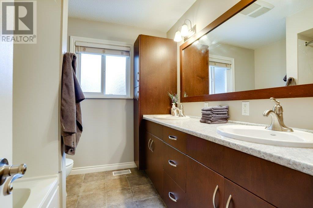 958 Raymond Avenue, Port Coquitlam, British Columbia  V3B 2M7 - Photo 13 - R2810958
