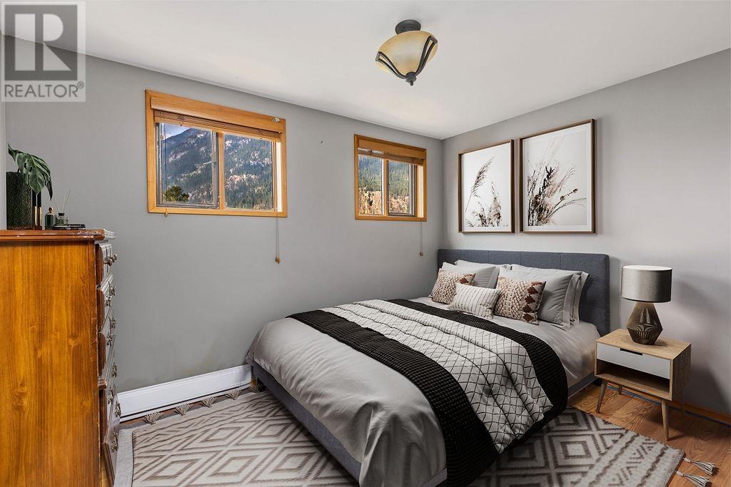 8184 Pemberton Meadows Road, Pemberton, British Columbia  V0N 2L2 - Photo 15 - R2811039