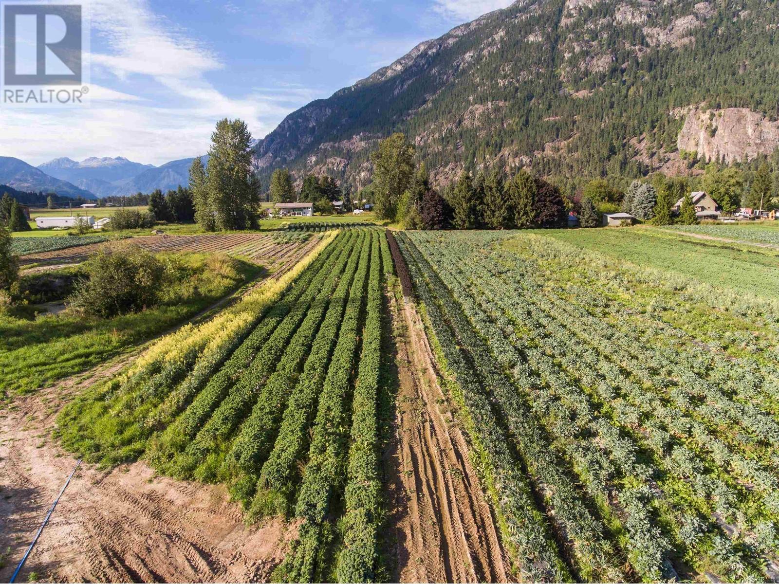 8184 Pemberton Meadows Road, Pemberton, British Columbia  V0N 2L2 - Photo 26 - R2811039