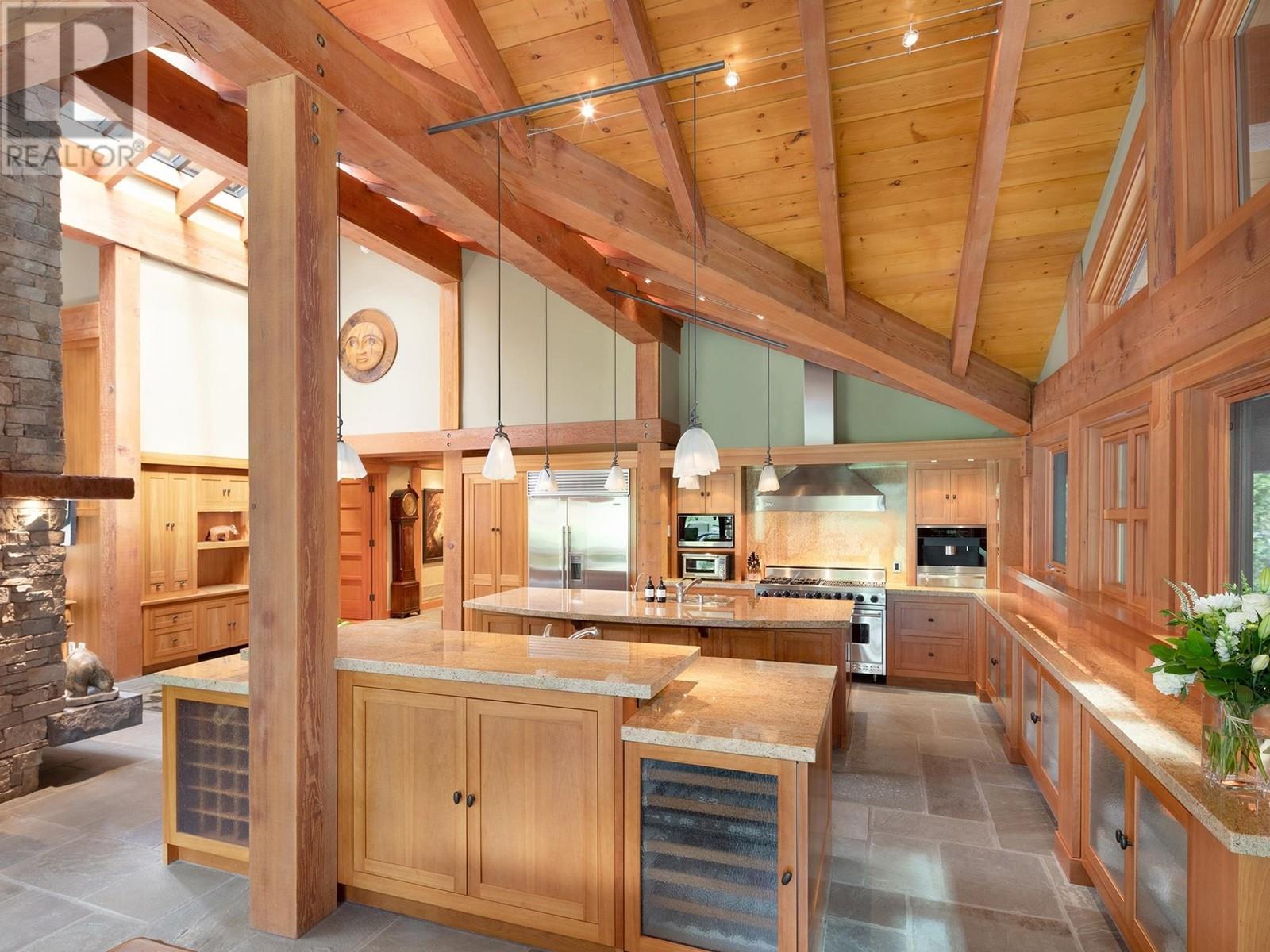 6805 Crabapple Drive, Whistler, British Columbia  V8E 0C5 - Photo 17 - R2807275