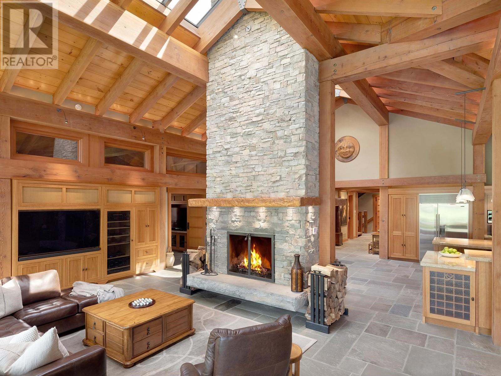 6805 Crabapple Drive, Whistler, British Columbia  V8E 0C5 - Photo 7 - R2807275