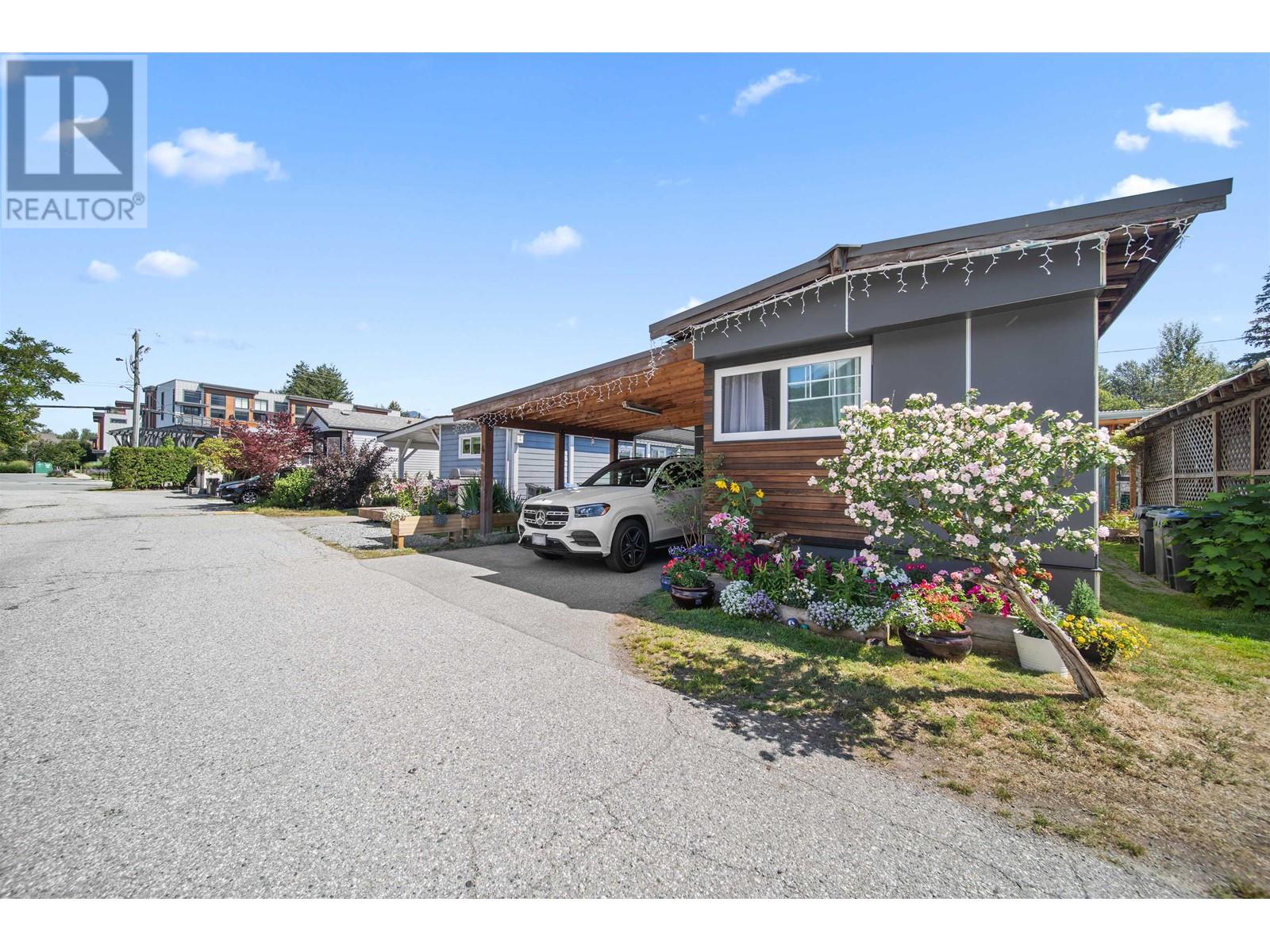 4 39768 Government Road, Squamish, British Columbia  V8B 0B6 - Photo 3 - R2811054