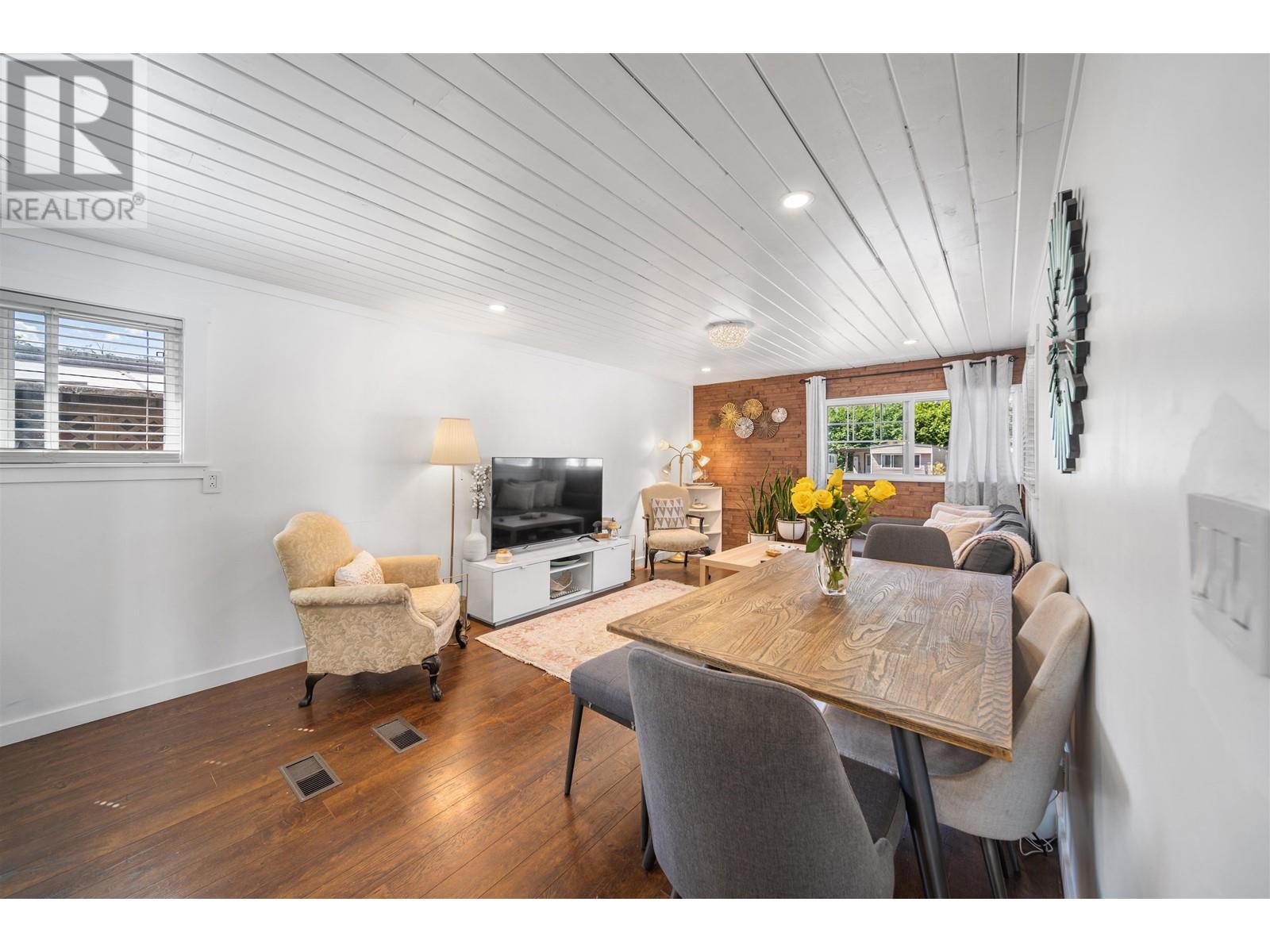 4 39768 Government Road, Squamish, British Columbia  V8B 0B6 - Photo 6 - R2811054