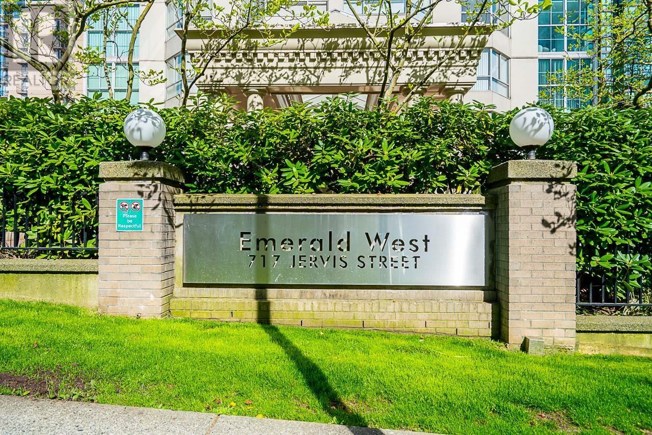 101 717 JERVIS STREET, vancouver, British Columbia