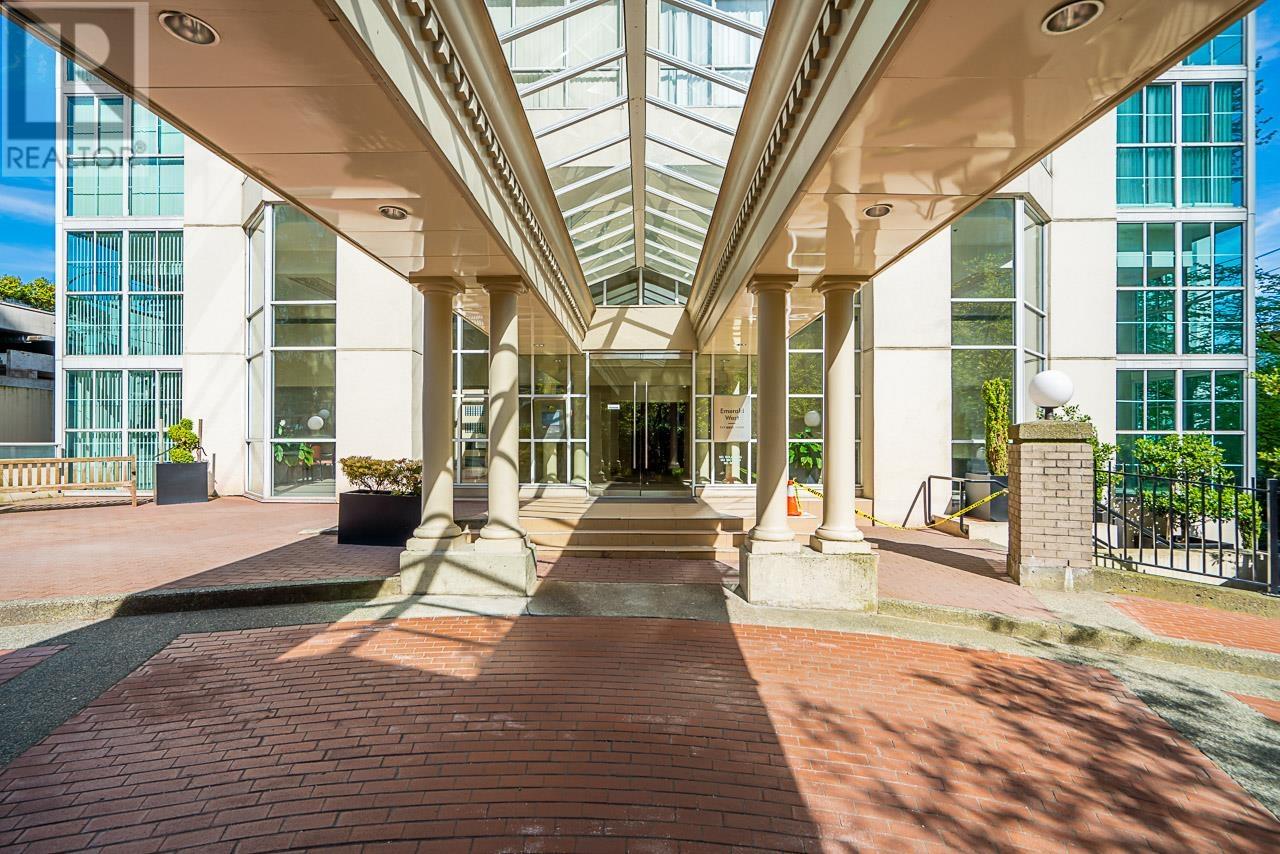 101 717 Jervis Street, Vancouver, British Columbia  V6E 4L5 - Photo 4 - R2776850