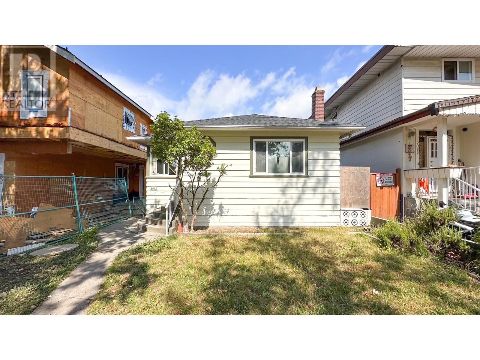 2075 E 44TH AVENUE, vancouver, British Columbia