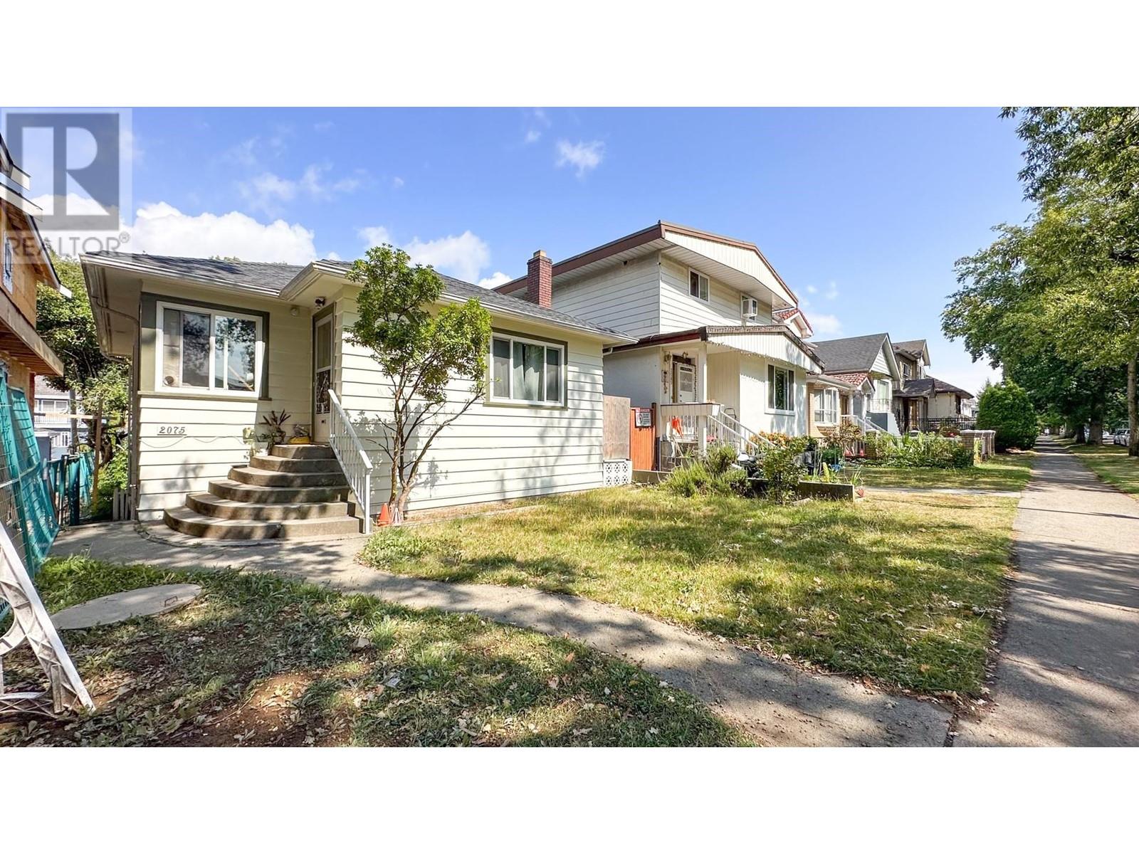2075 E 44th Avenue, Vancouver, British Columbia  V5P 1N1 - Photo 2 - R2810830