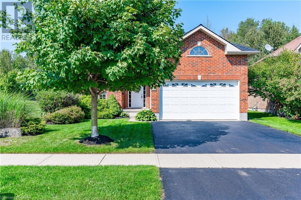 66 Revell Drive, Fergus, Ontario  N1M 0A5 - Photo 2 - 40468744