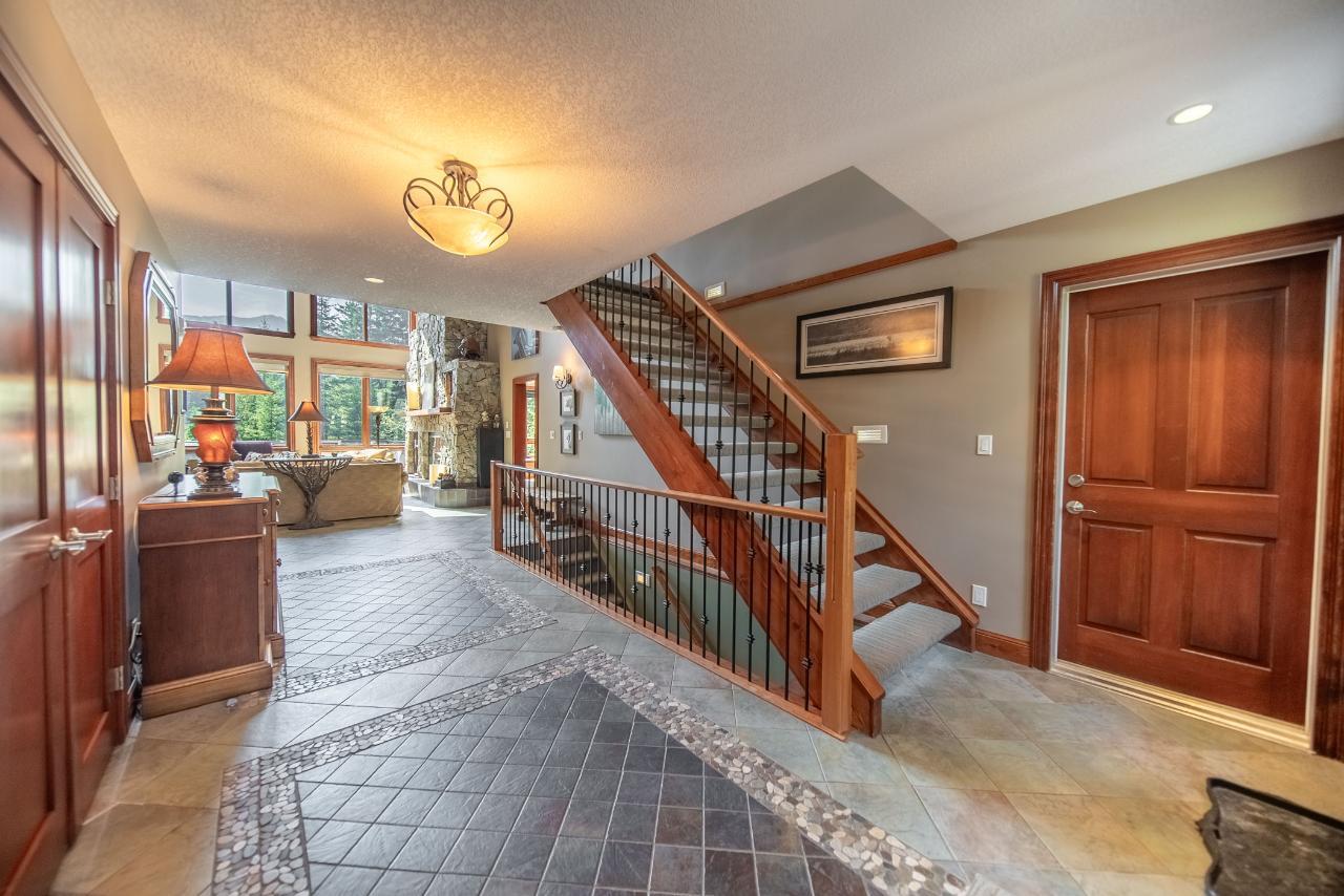 9 Cedar Bowl Crescent, Fernie, British Columbia  V0B 1M4 - Photo 6 - 2473042