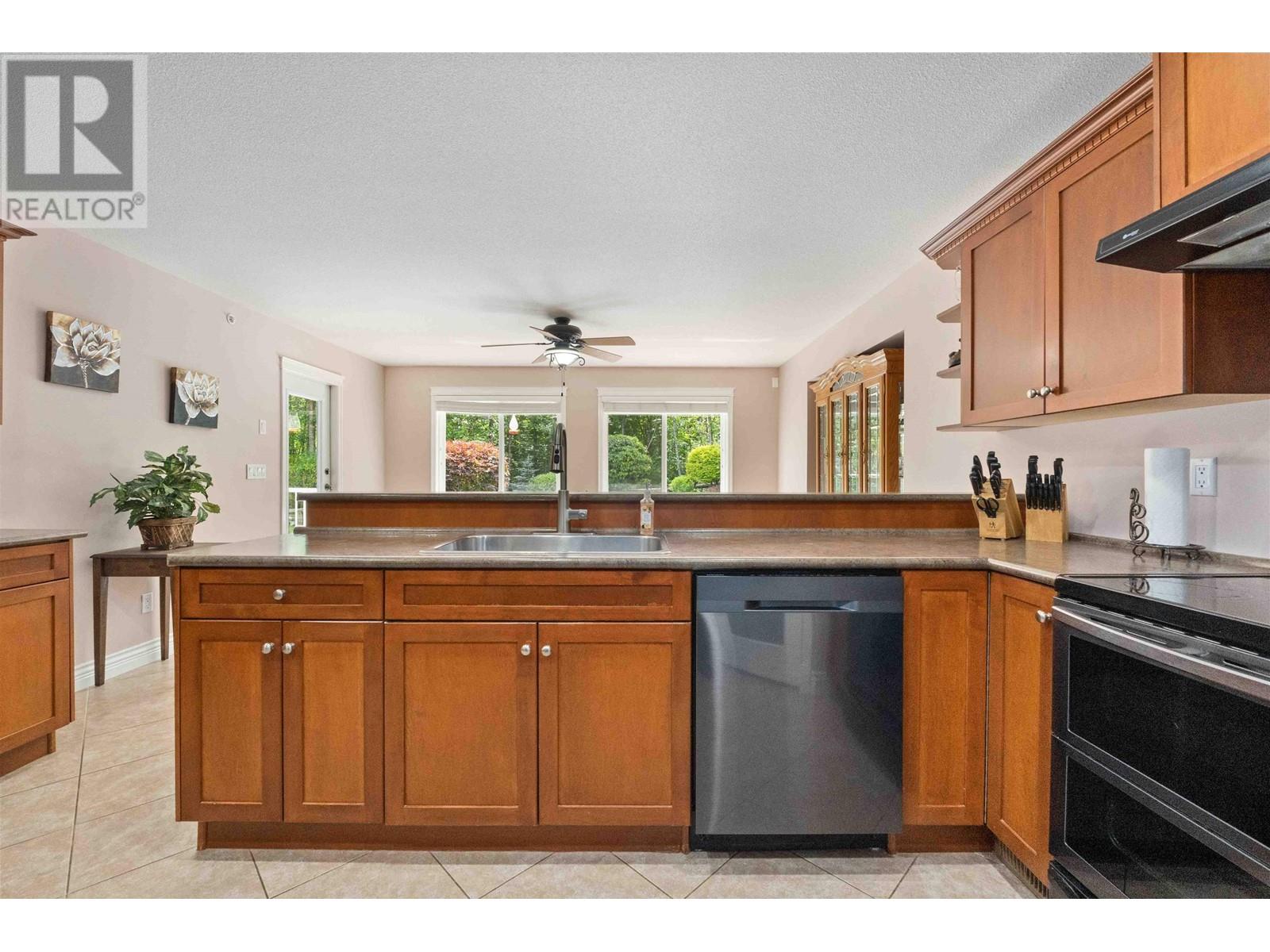 13359 239b Street, Maple Ridge, British Columbia  V4R 0A4 - Photo 10 - R2811164