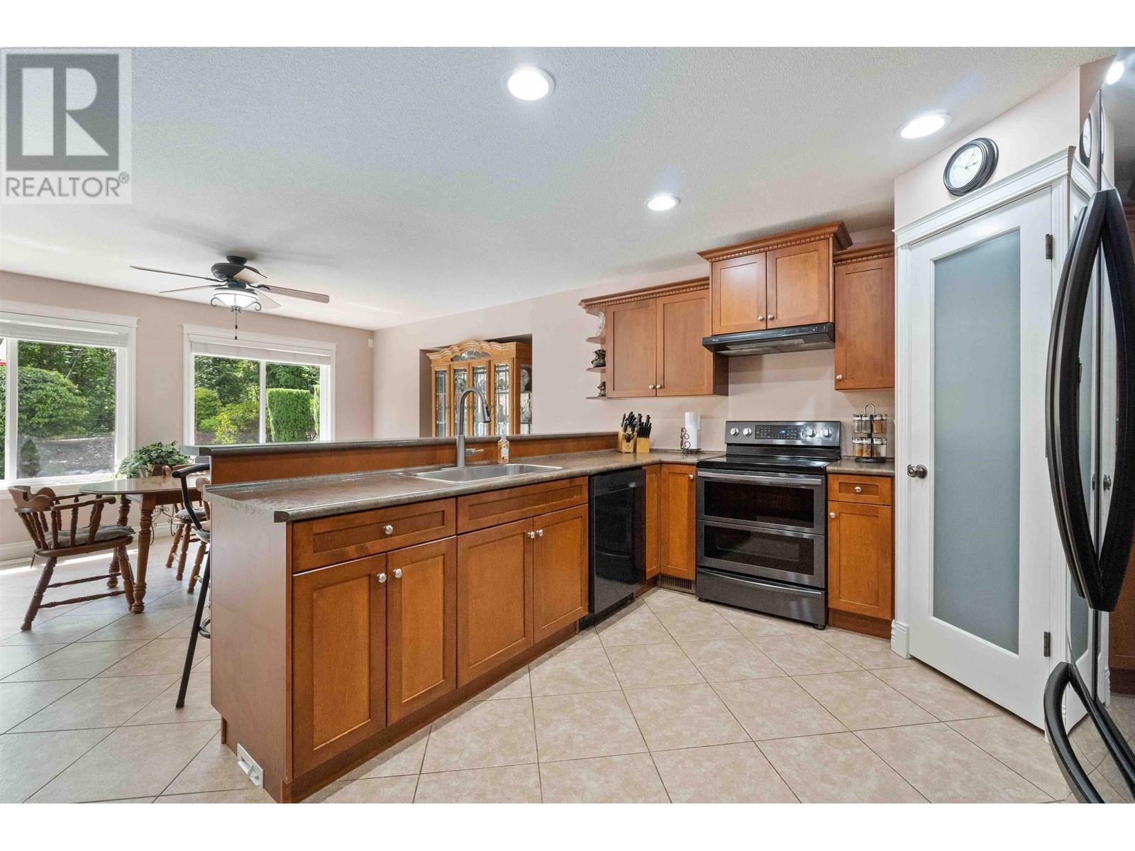 13359 239b Street, Maple Ridge, British Columbia  V4R 0A4 - Photo 11 - R2811164