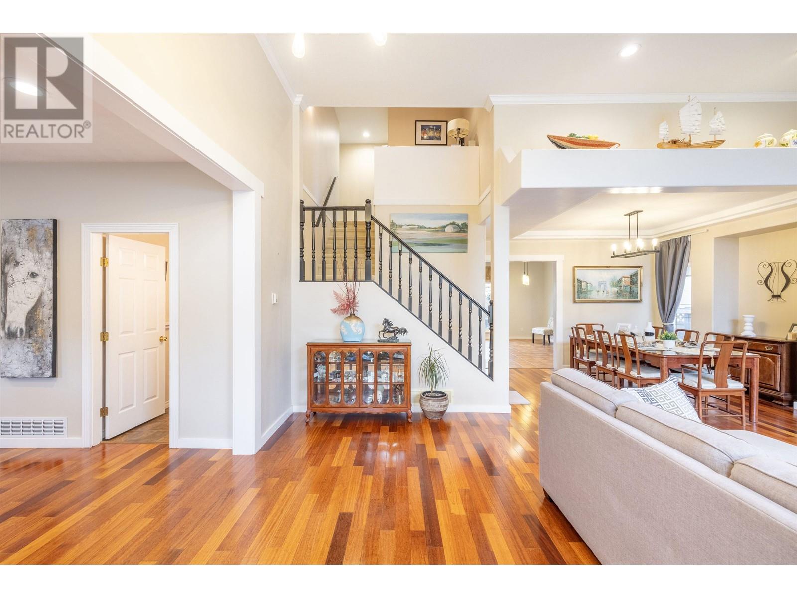 878 Riverside Drive, Port Coquitlam, British Columbia  V3B 7T3 - Photo 6 - R2810615