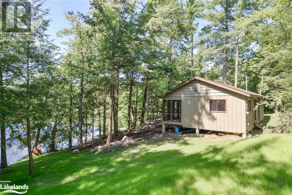 1470 ISLAND 90, port severn, Ontario