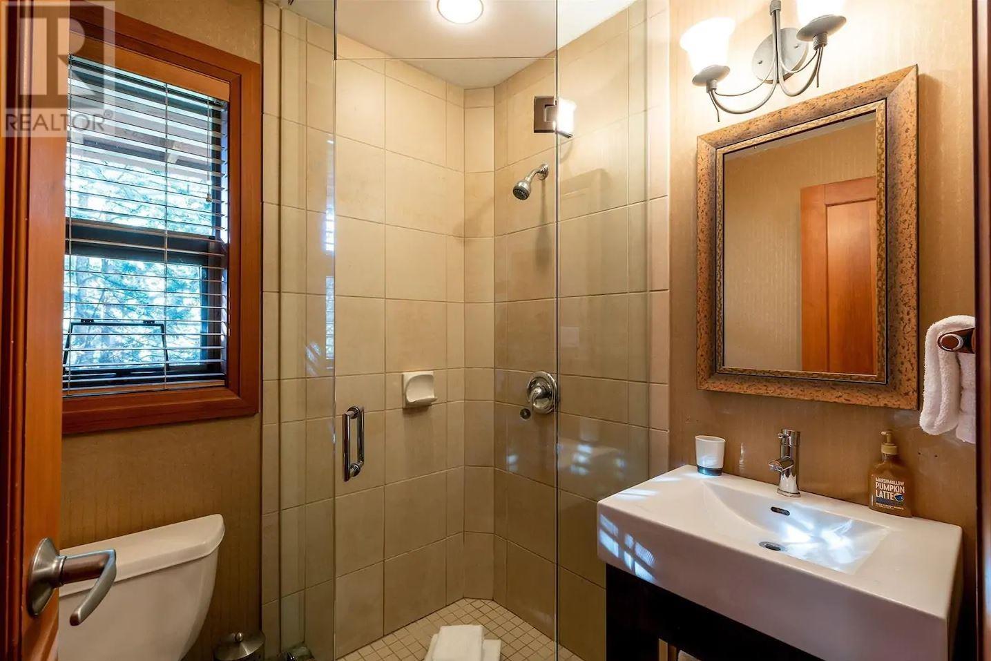 4712 Settebello Drive, Whistler, British Columbia  V8E 0Z4 - Photo 13 - R2811218