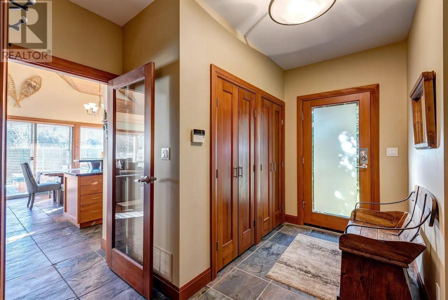 4712 Settebello Drive, Whistler, British Columbia  V8E 0Z4 - Photo 9 - R2811218